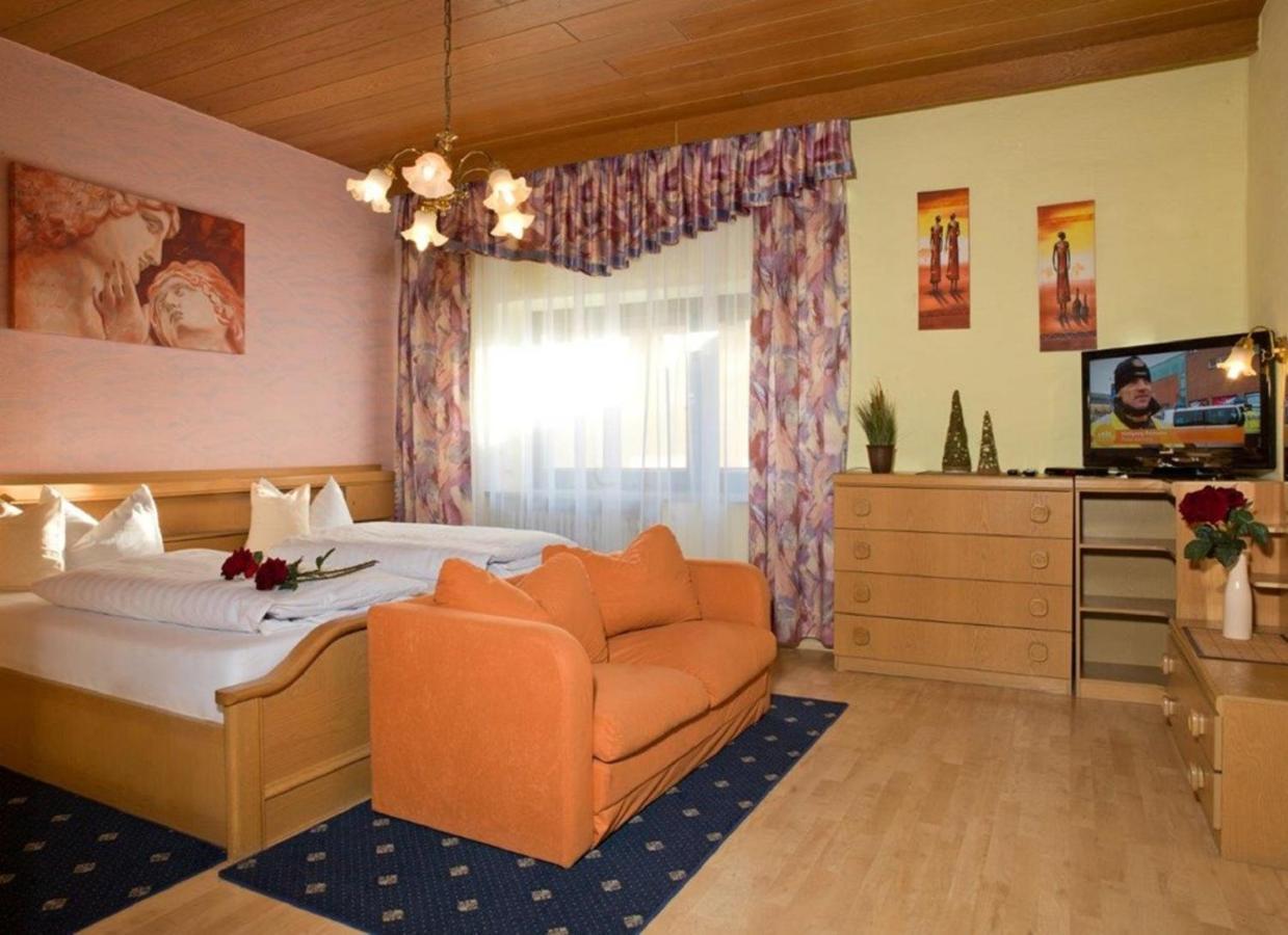 Gasthof Metzgerei Stoeberl Lam Exteriör bild